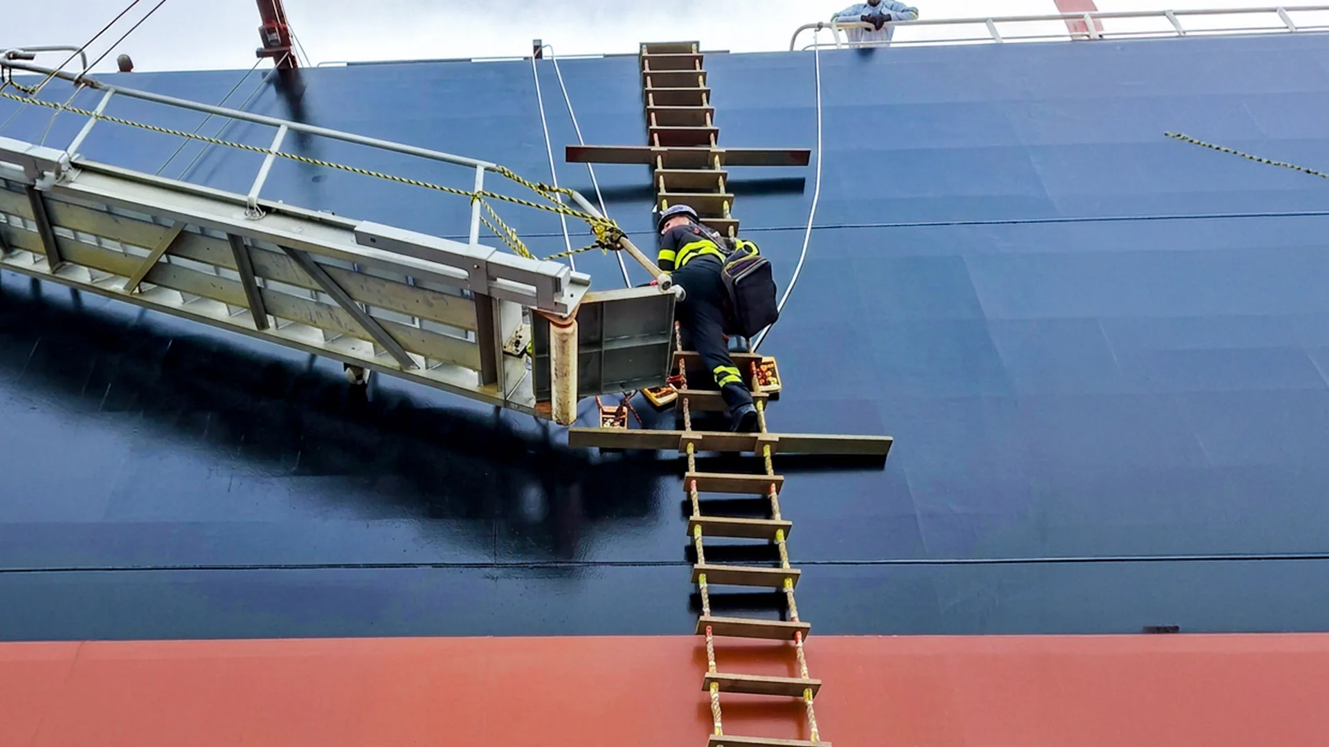 Vessel support service thumbnail by SPHINX Shipping Agency